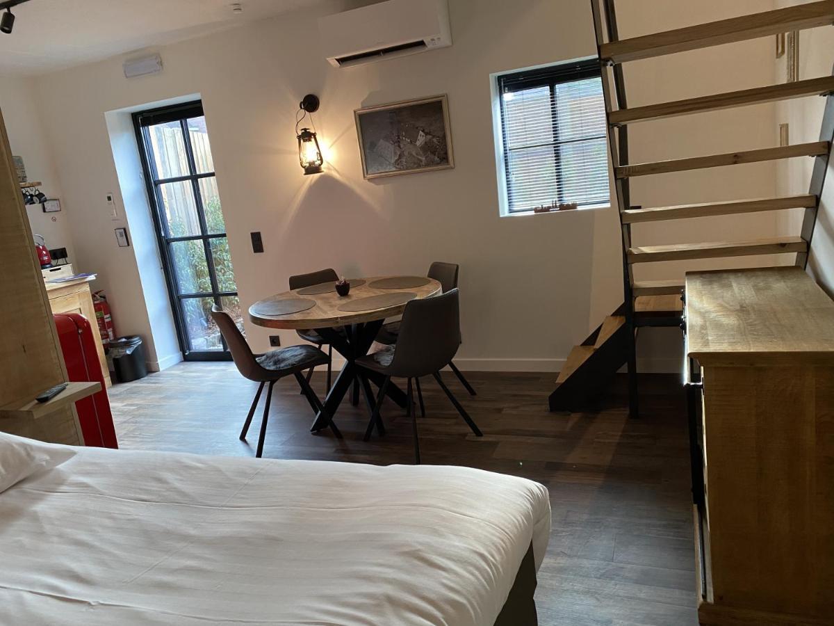 Quadruple Room Bathroom