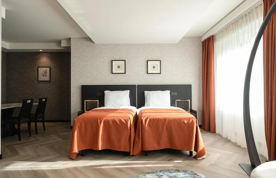 Hyllit Hotel-1
