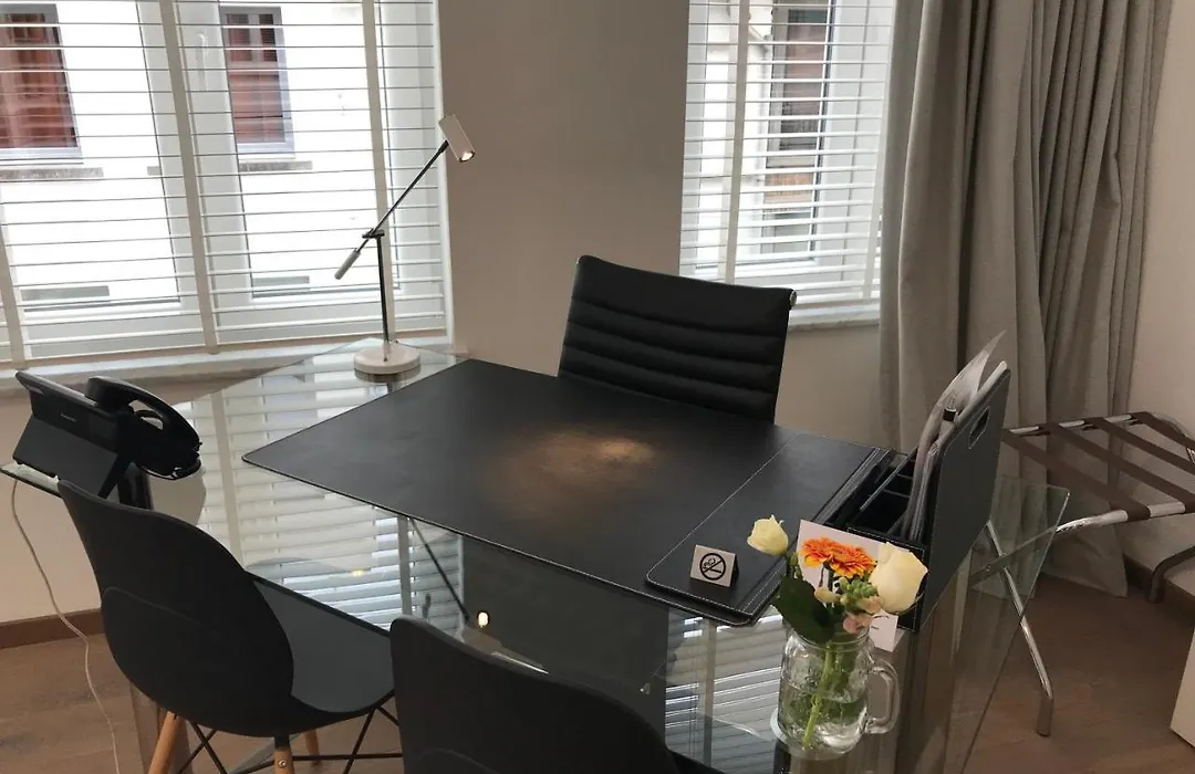 Antwerp Business Suites-1