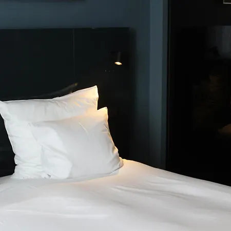 Les Nuits-2